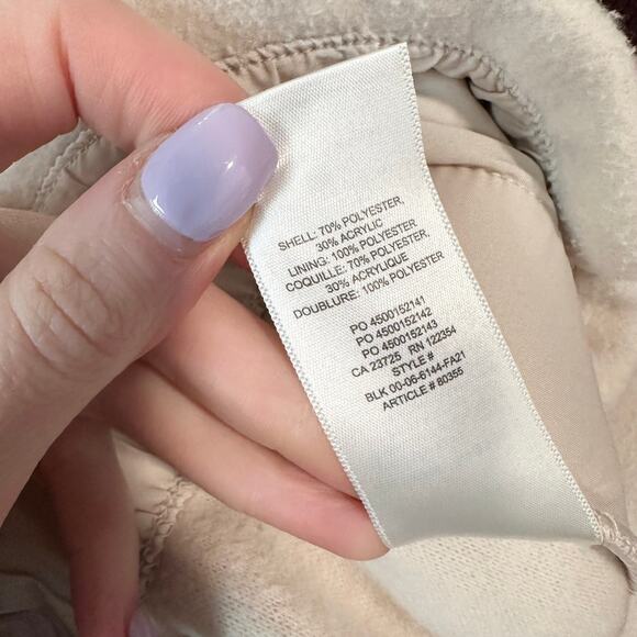 Aritzia The Group Babaton Powell Pants Fleece Paperbag Wide Leg Crop Sweatpants - Picture 10 of 10